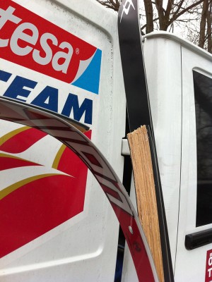 Tesa-Racing-Team.jpg (133.51 KiB) 746 mal betrachtet Tesa-Racing-Team.jpg