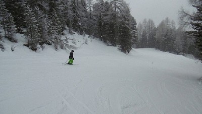 Dienstag bei Schneefall auf der 12.jpg